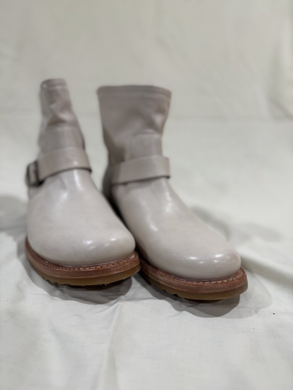 FRYE Veronica Flex Cream Booties - Picture 4 of 7
